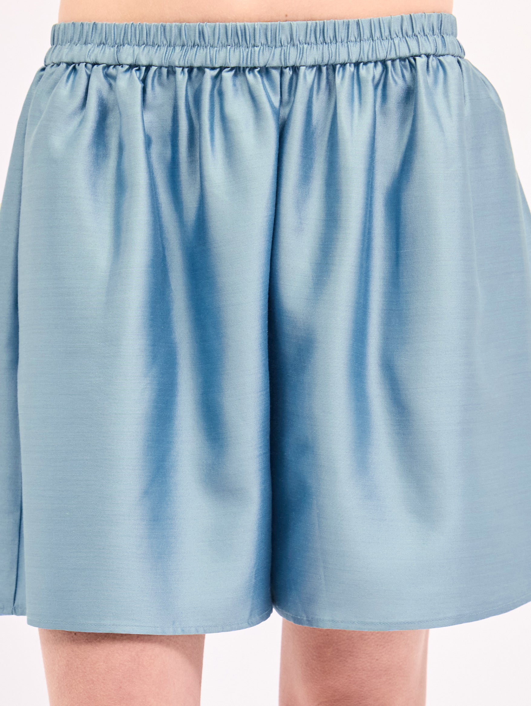 Voluminous Short in Topaz