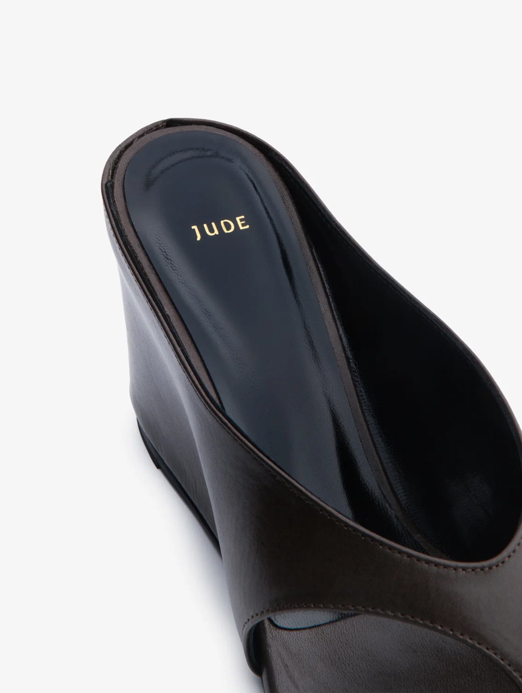 Yaga Wedge Sandal in Mocha