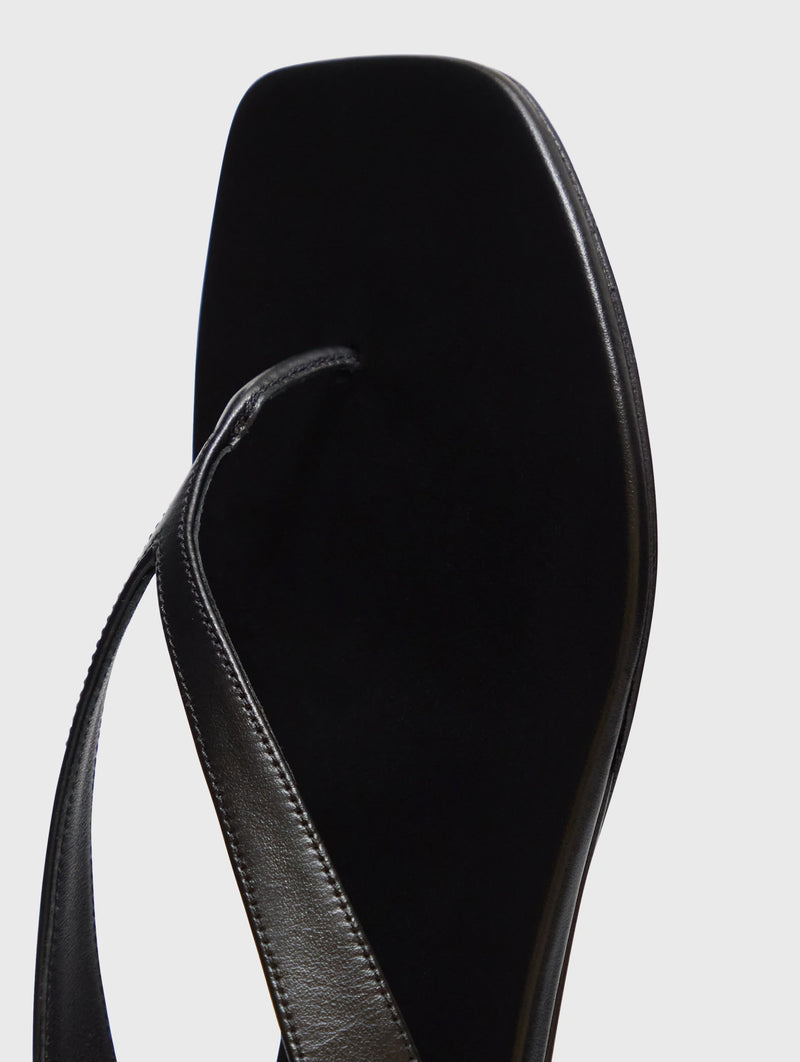 Zio Mini Wedge Sandals in Black