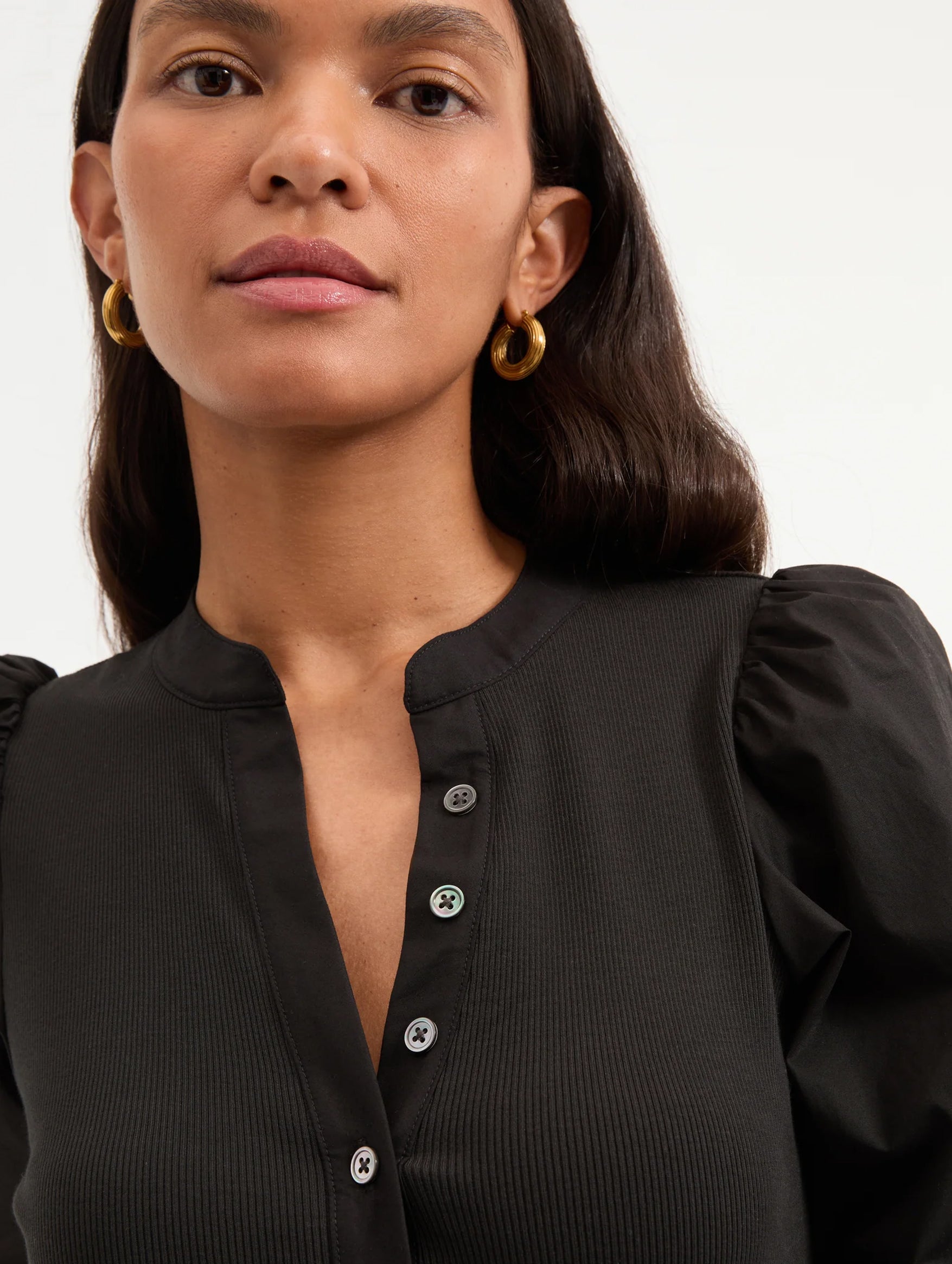 Coralee Puff Sleeve Top in Black