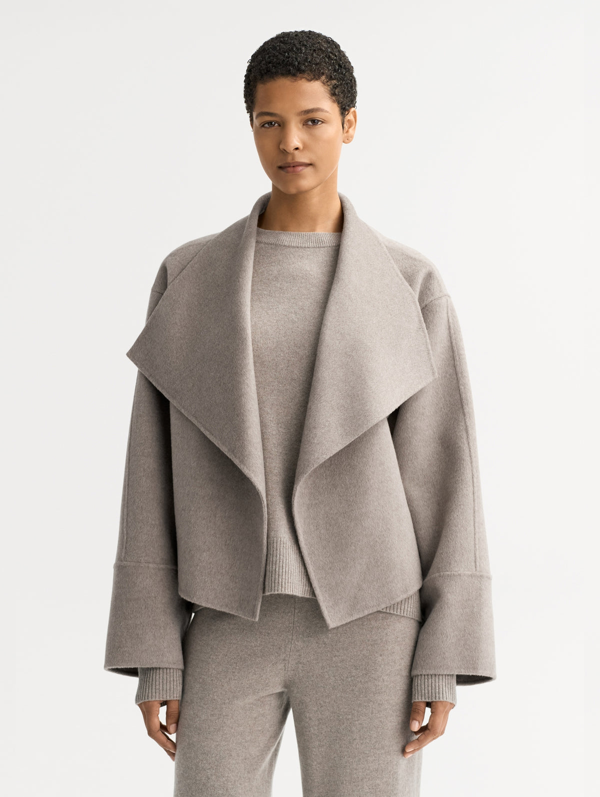 Short Cashmere Coat in Greige