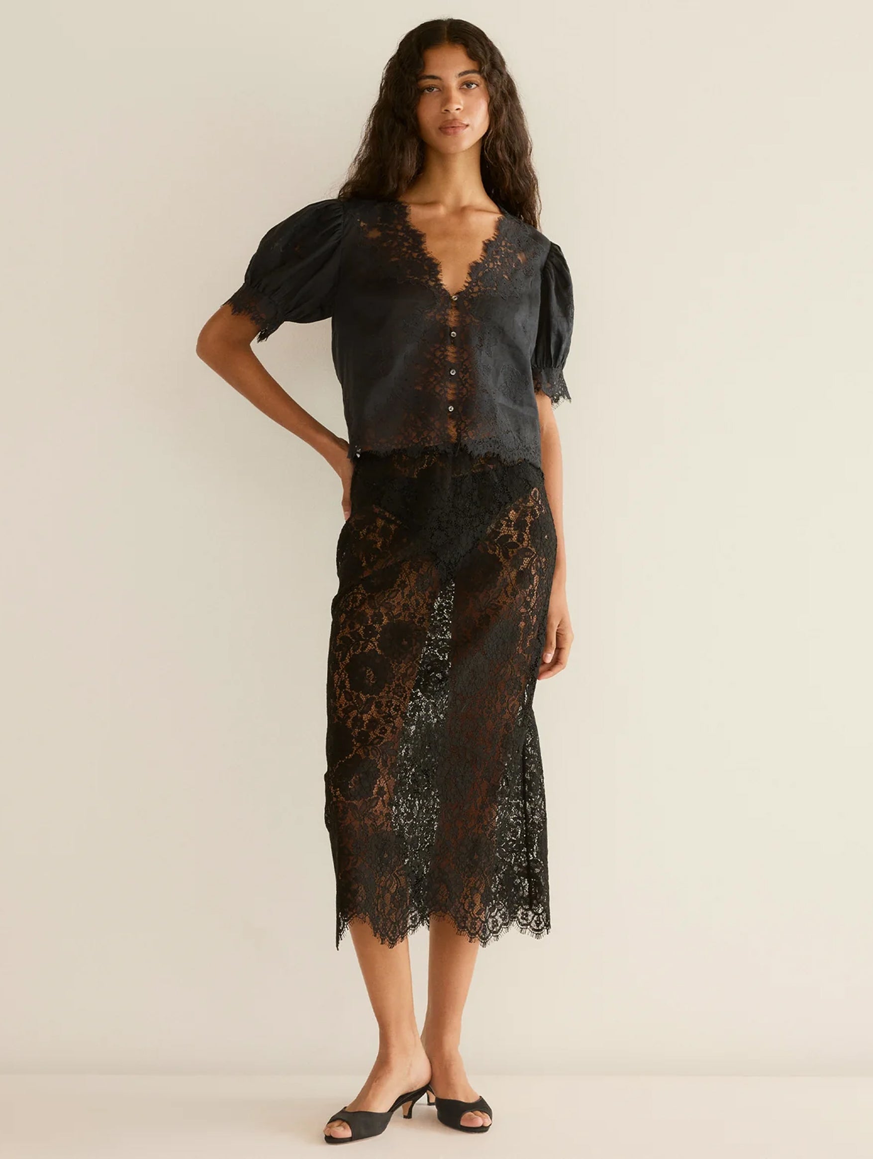 Idella Top in Black