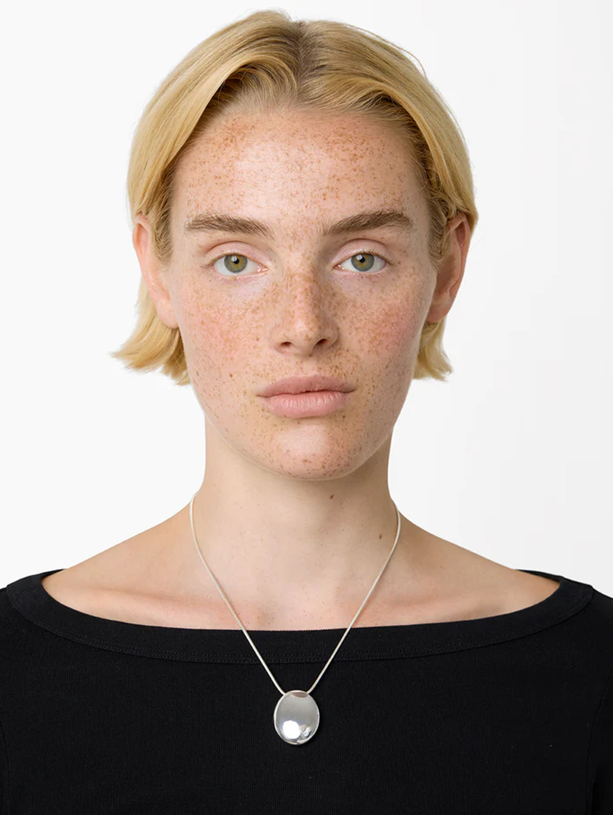 The Julia Necklace in Silver