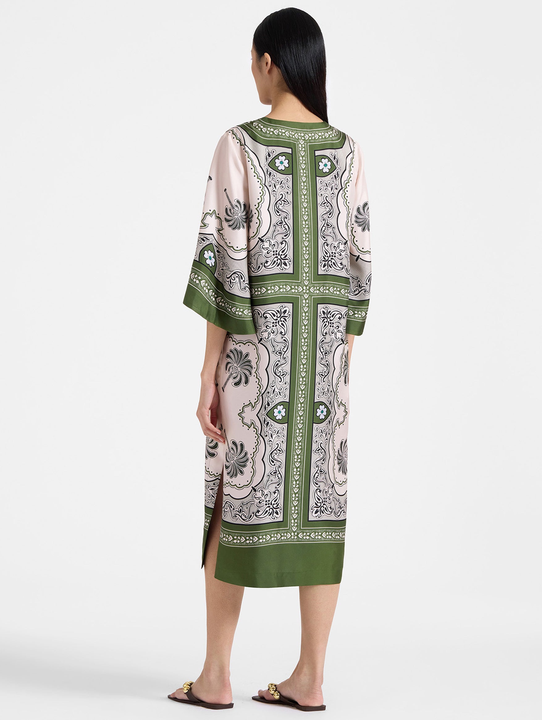 The Silk Kaftan In Mirage Placée Green