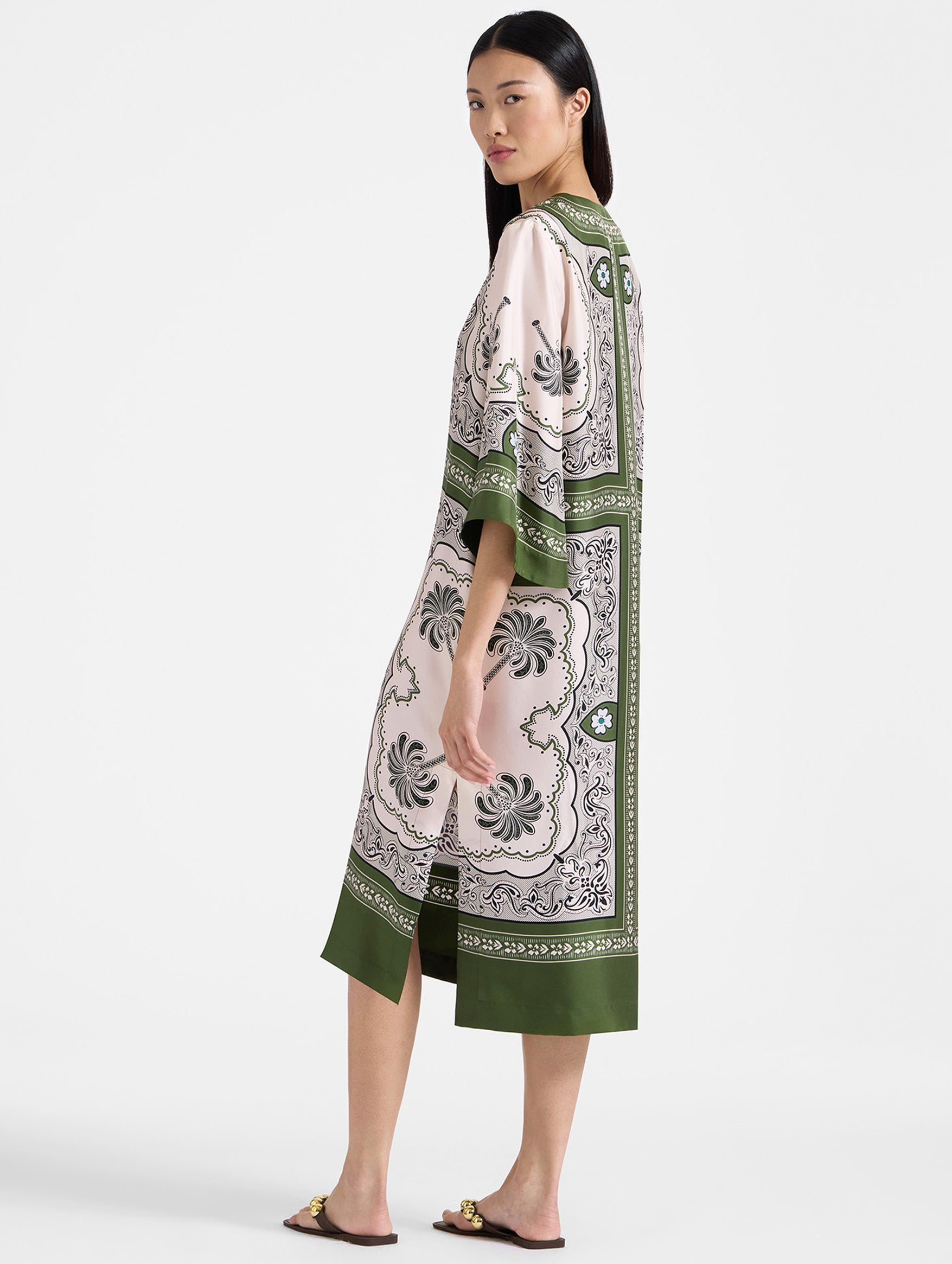 The Silk Kaftan In Mirage Placée Green