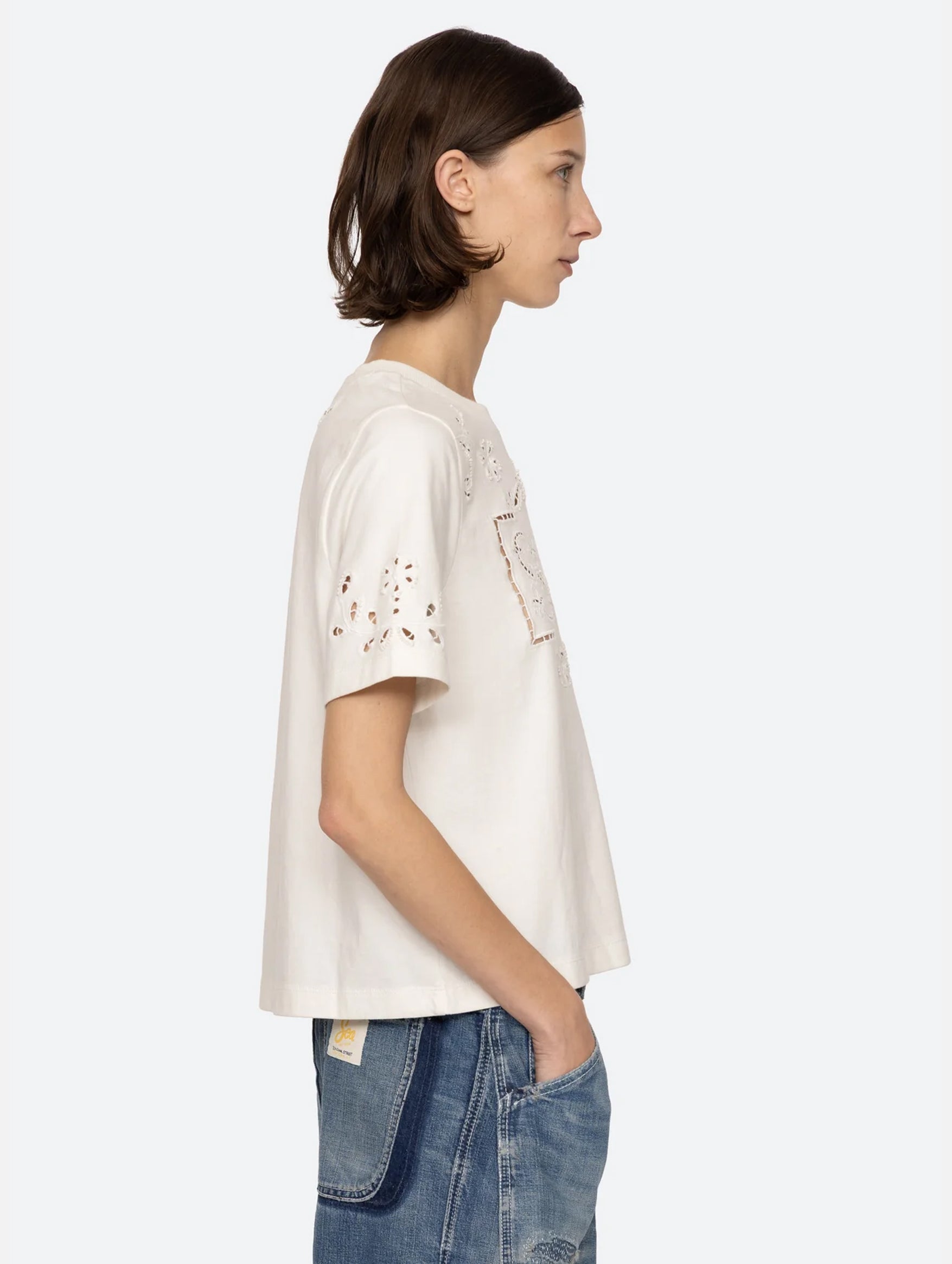 Marie Embroidery T-Shirt in White