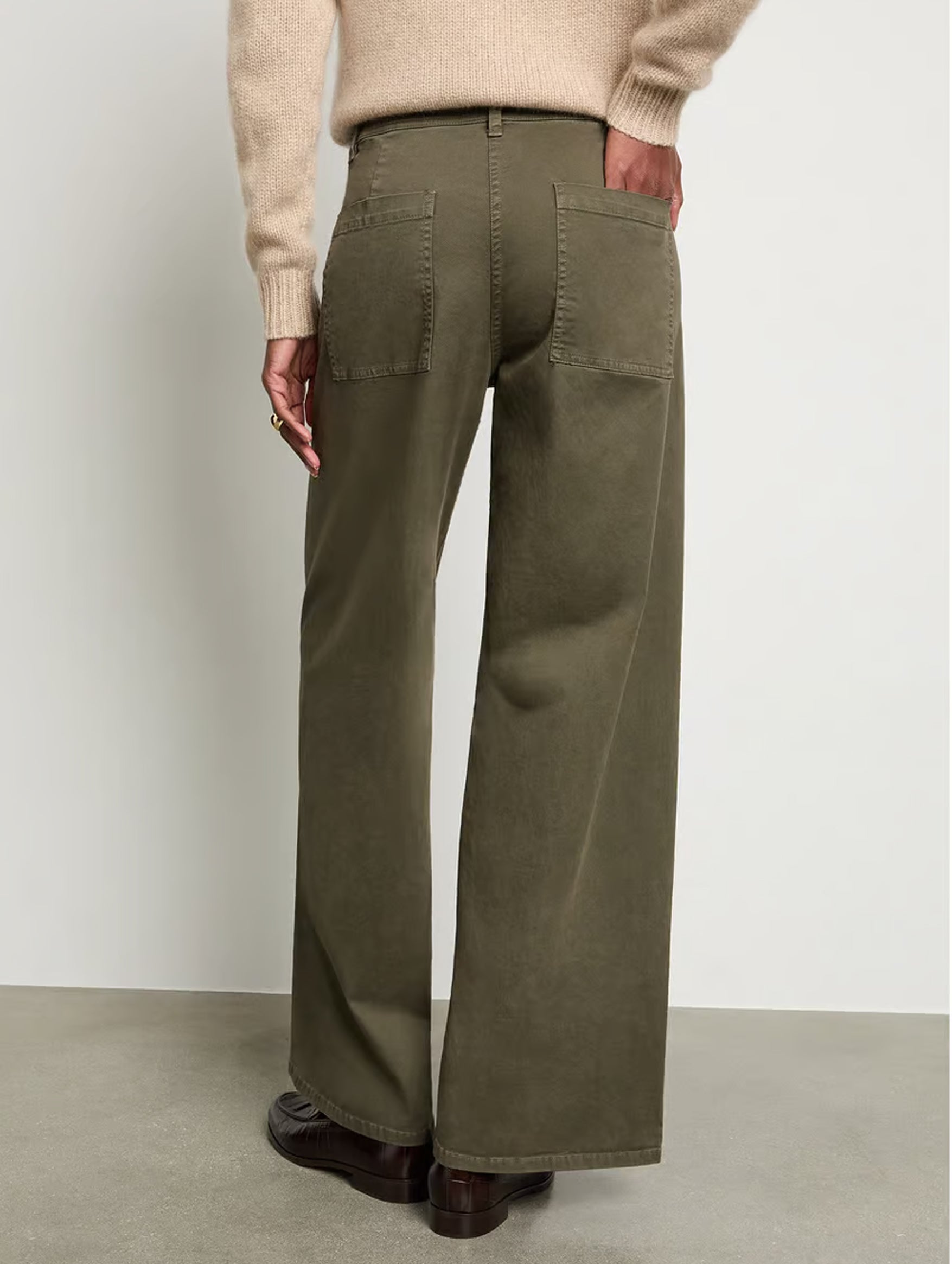 Megan Pant in Loden