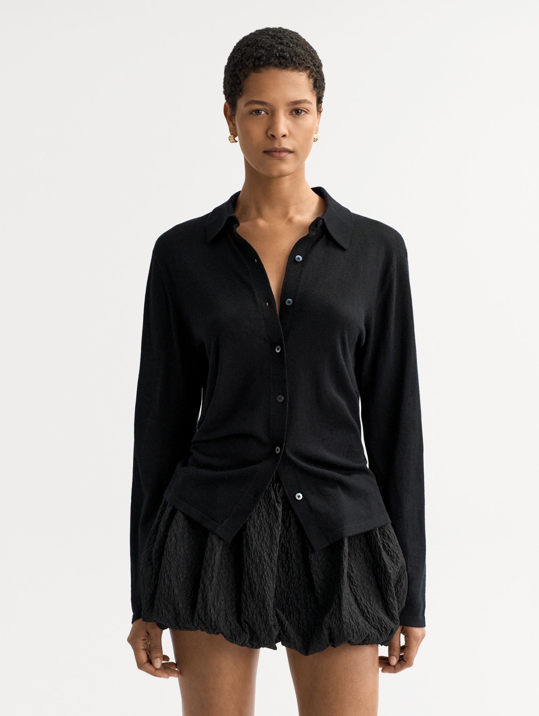 Featherlight Cashmere Shirt in Black