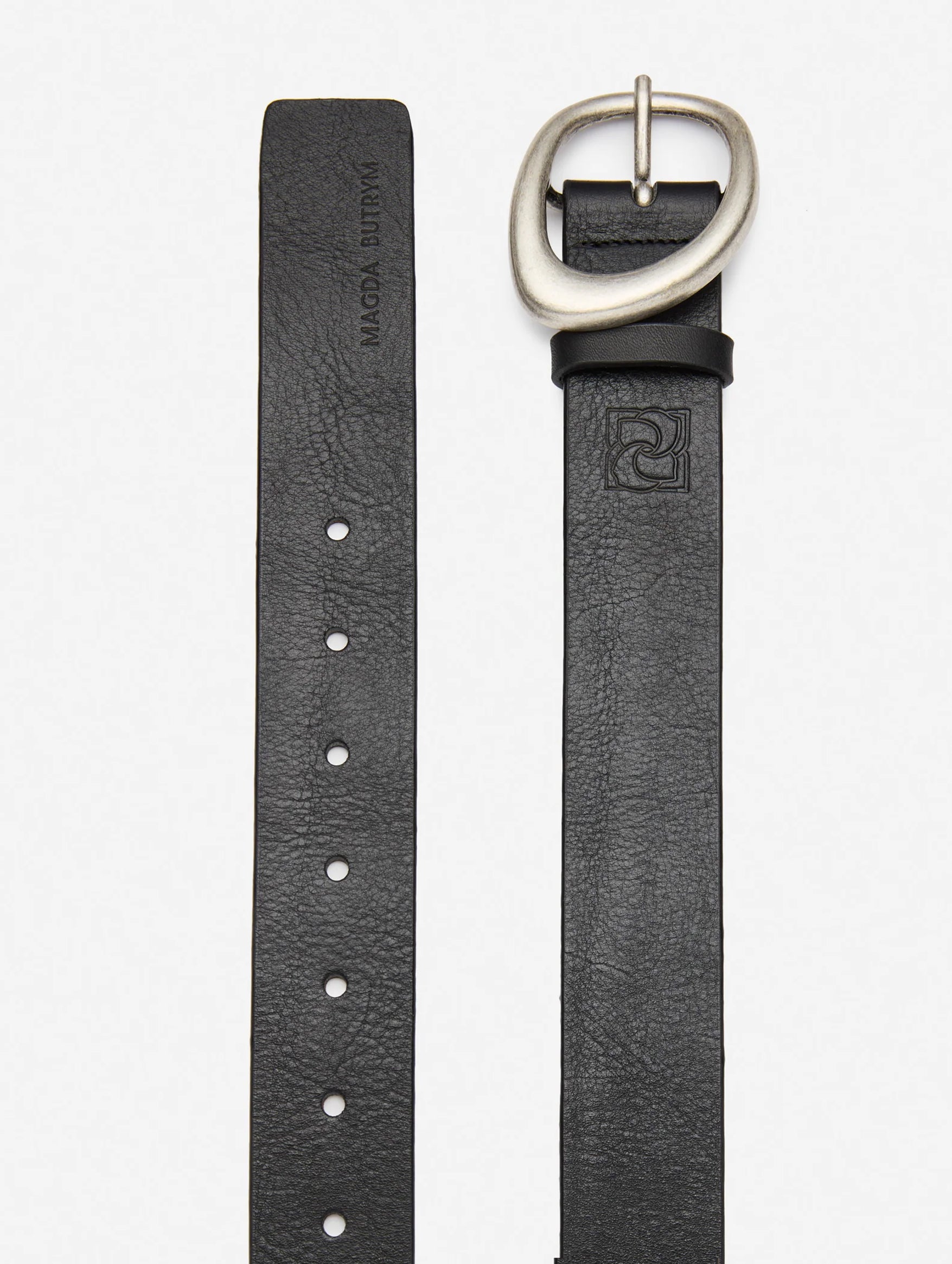 Fluid Buckle Leather Belt in Black and Silver