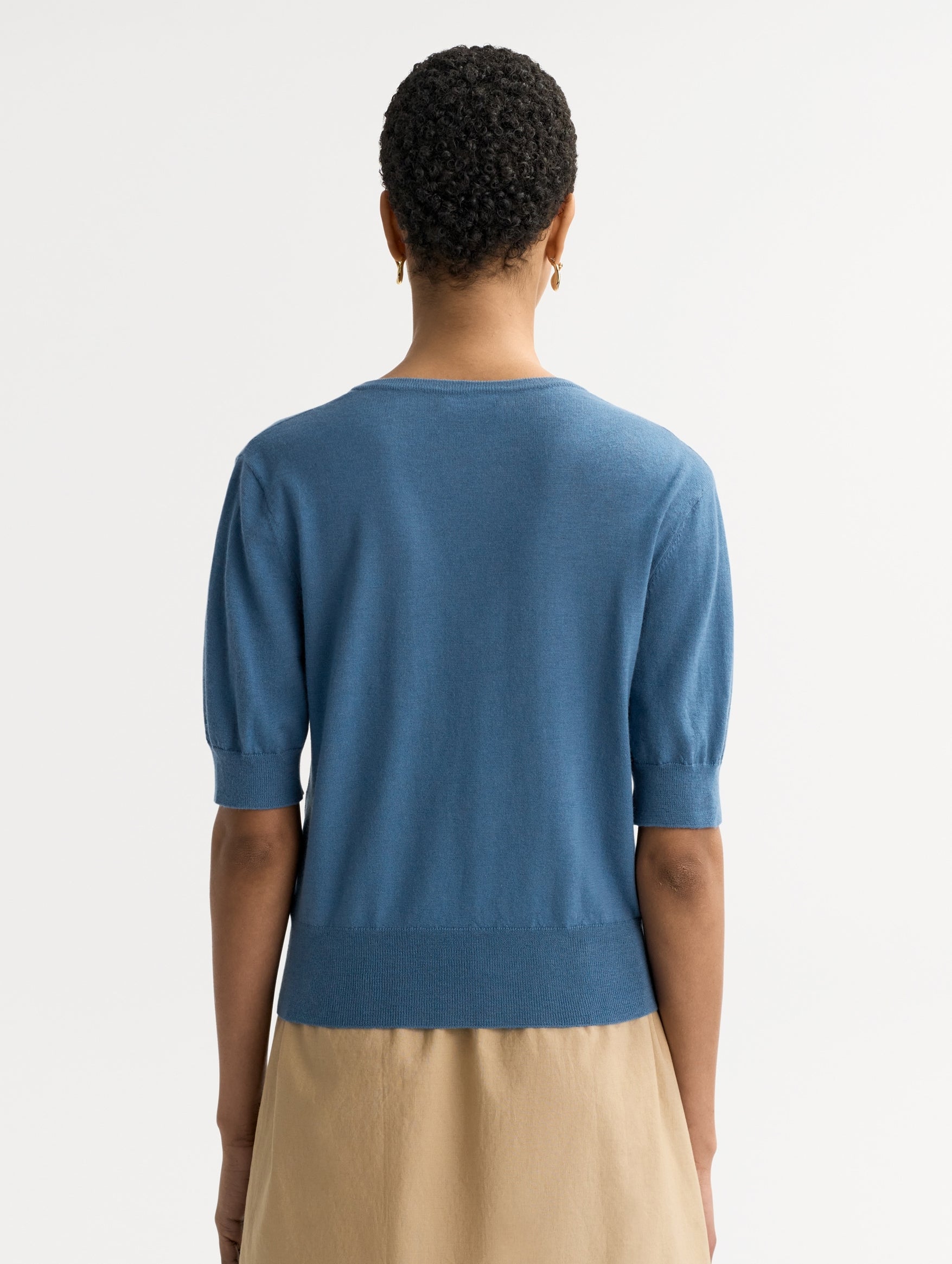 Featherlight Cashmere V-neck Top in Azure