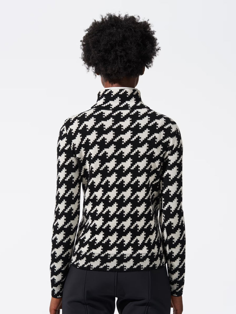 Turtle Neck Sweater in Houndstooth