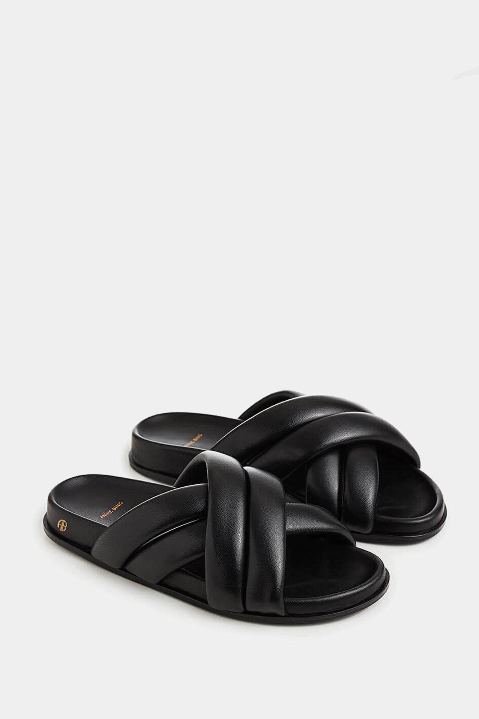 Lizzie Slides in Black